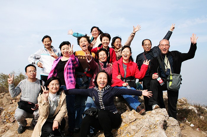 其乐融融的志愿者康乐活动